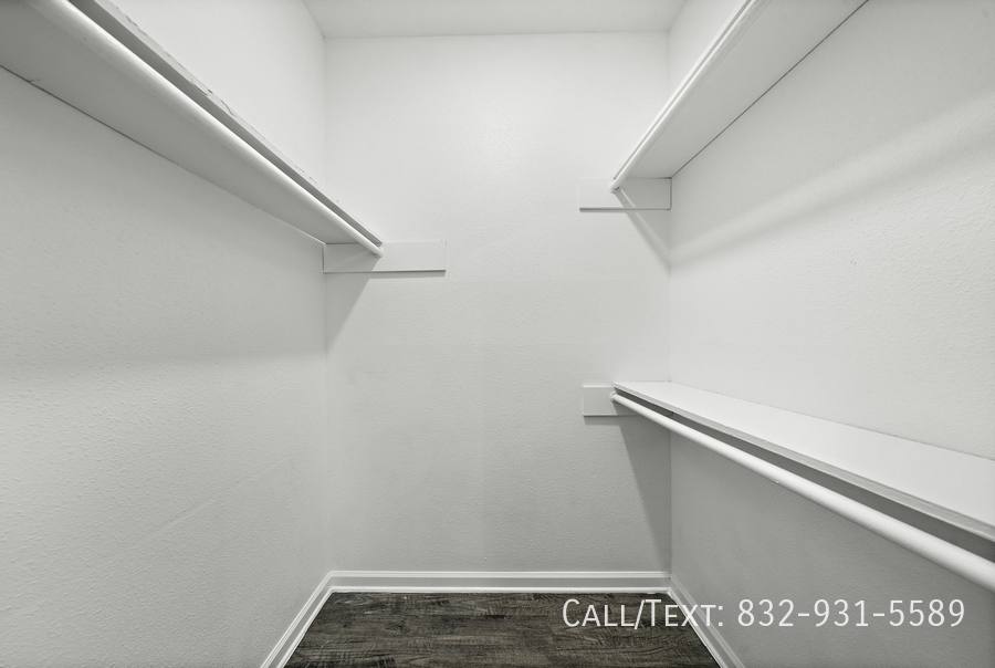 Apartment for rent at 17200 N Gessner Rd #AAW1, Houston, TX 77064