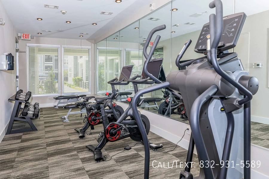 Apartment for rent at 10497 Jones Rd #AASY, Houston, TX 77065