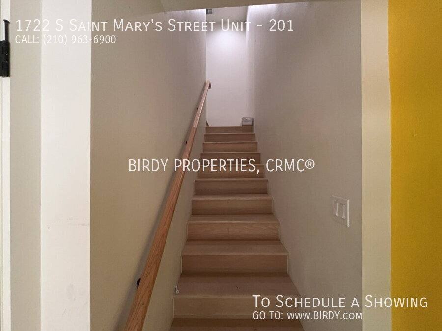 Apartment for rent at 1722 S Saint Mary's St #201, San Antonio, TX 78210