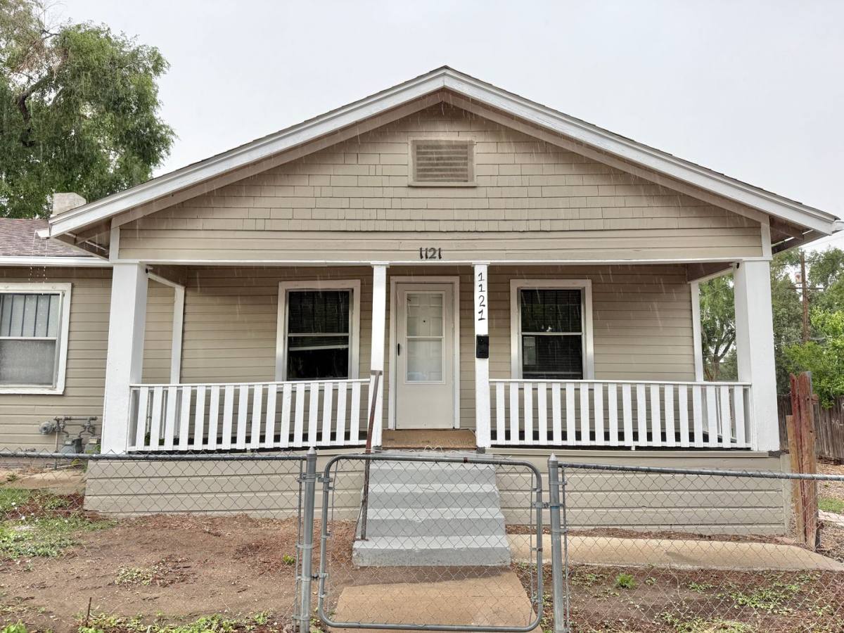 Apartment for rent at 2602 6th Ave, Pueblo, CO 81003