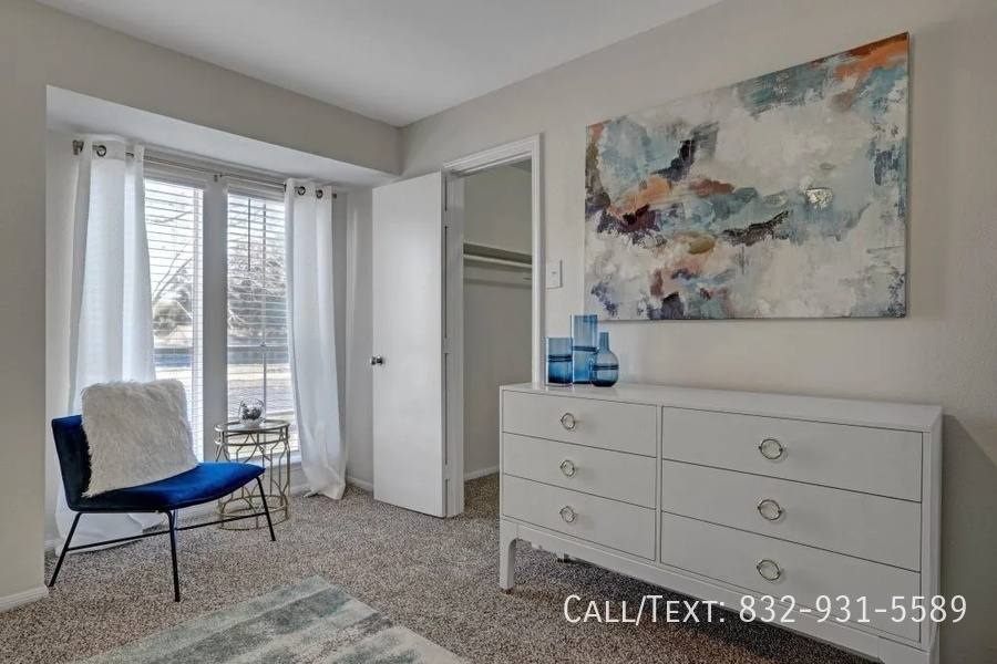 Apartment for rent at 10698 Briar Forest Dr #L29, Houston, TX 77042