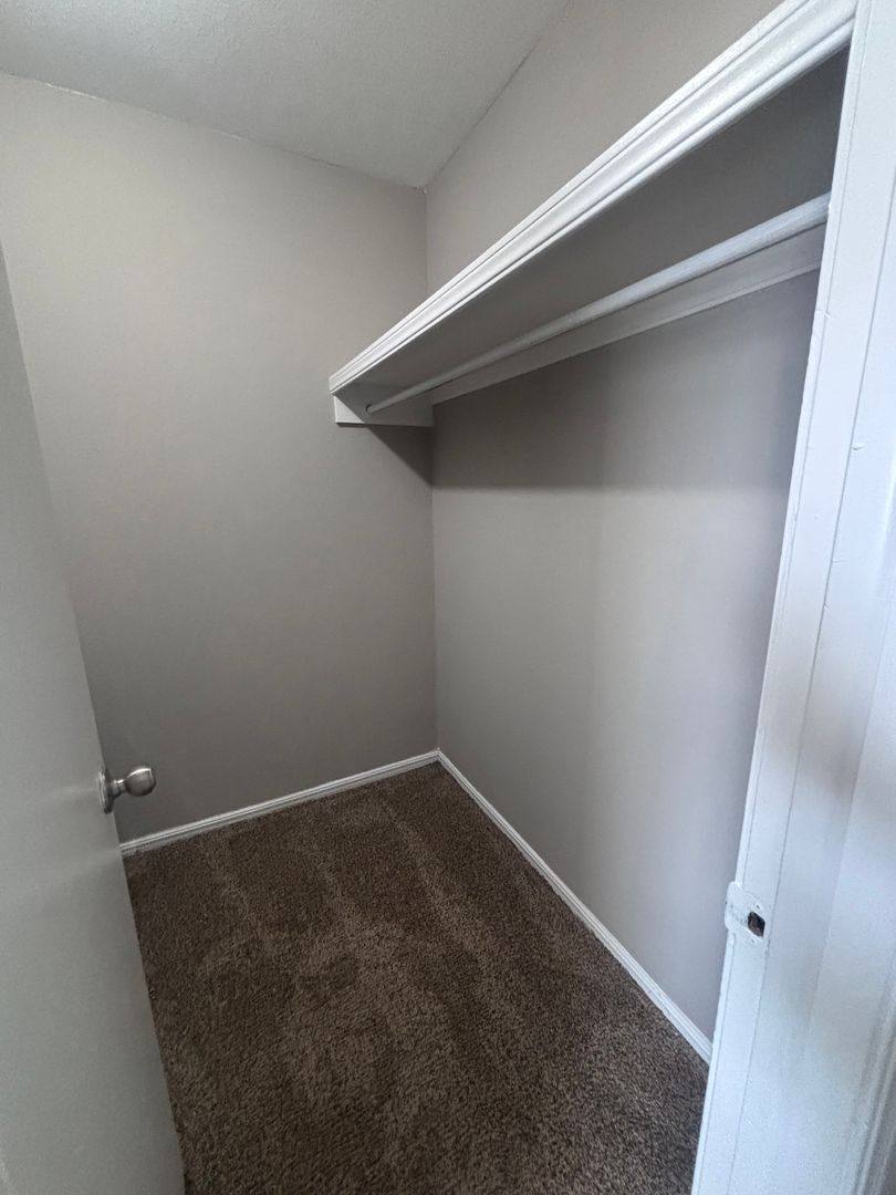Condo for rent at 4750 E 68th St #152, Tulsa, OK 74136
