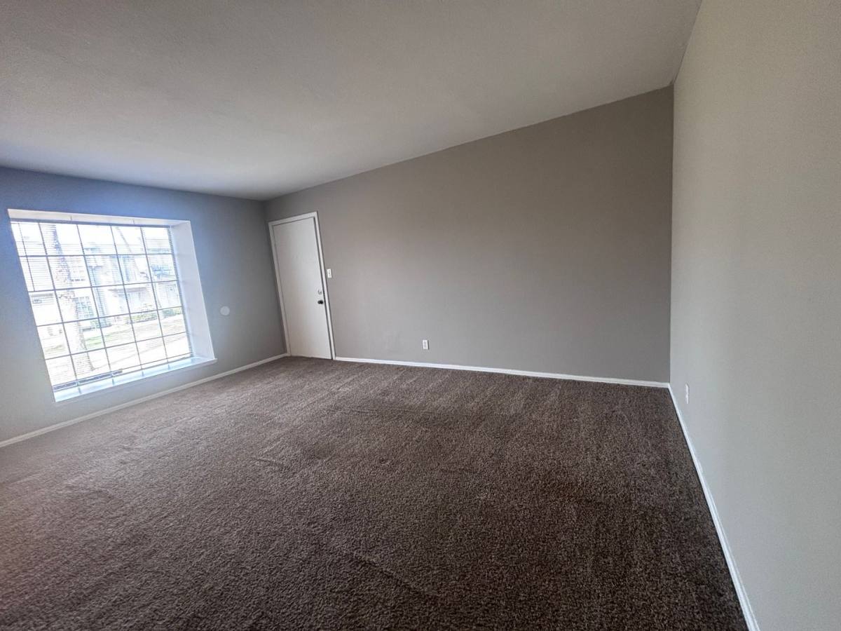 Condo for rent at 4750 E 68th St #152, Tulsa, OK 74136