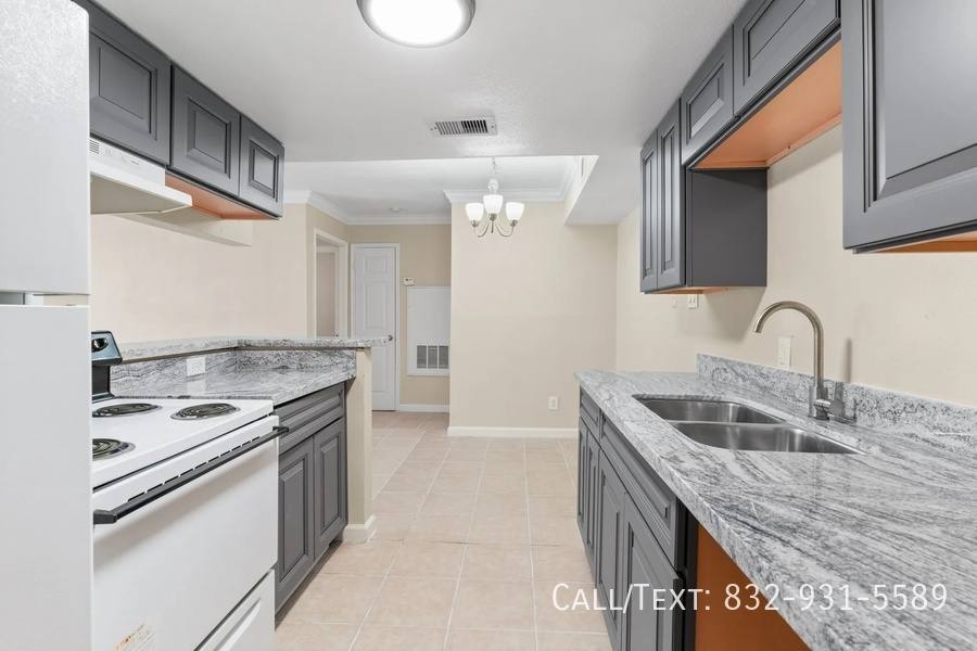 Apartment for rent at 12701 Leader St #FPL1, Houston, TX 77072