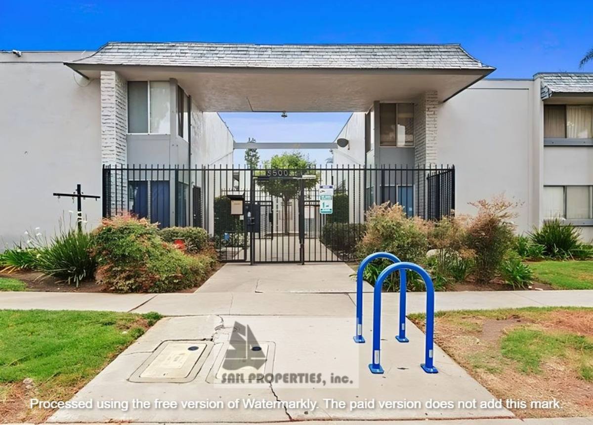 Condo for rent at 5500 Ackerfield Ave, Long Beach, CA 90805