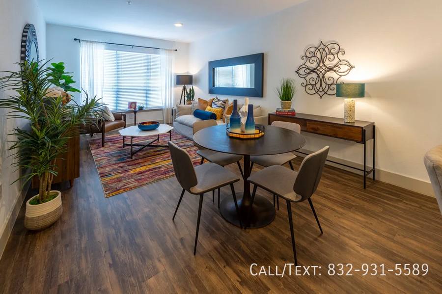 Apartment for rent at 598 Texas Ave #22SS1, Houston, TX 77002