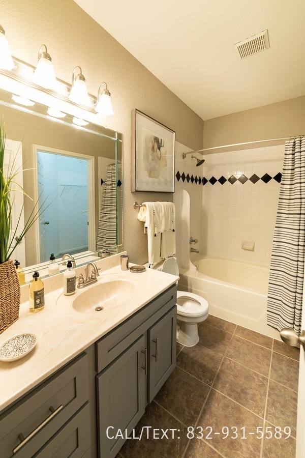 Apartment for rent at 9868 N Eldridge Parkway #KJV, Houston, TX 77065