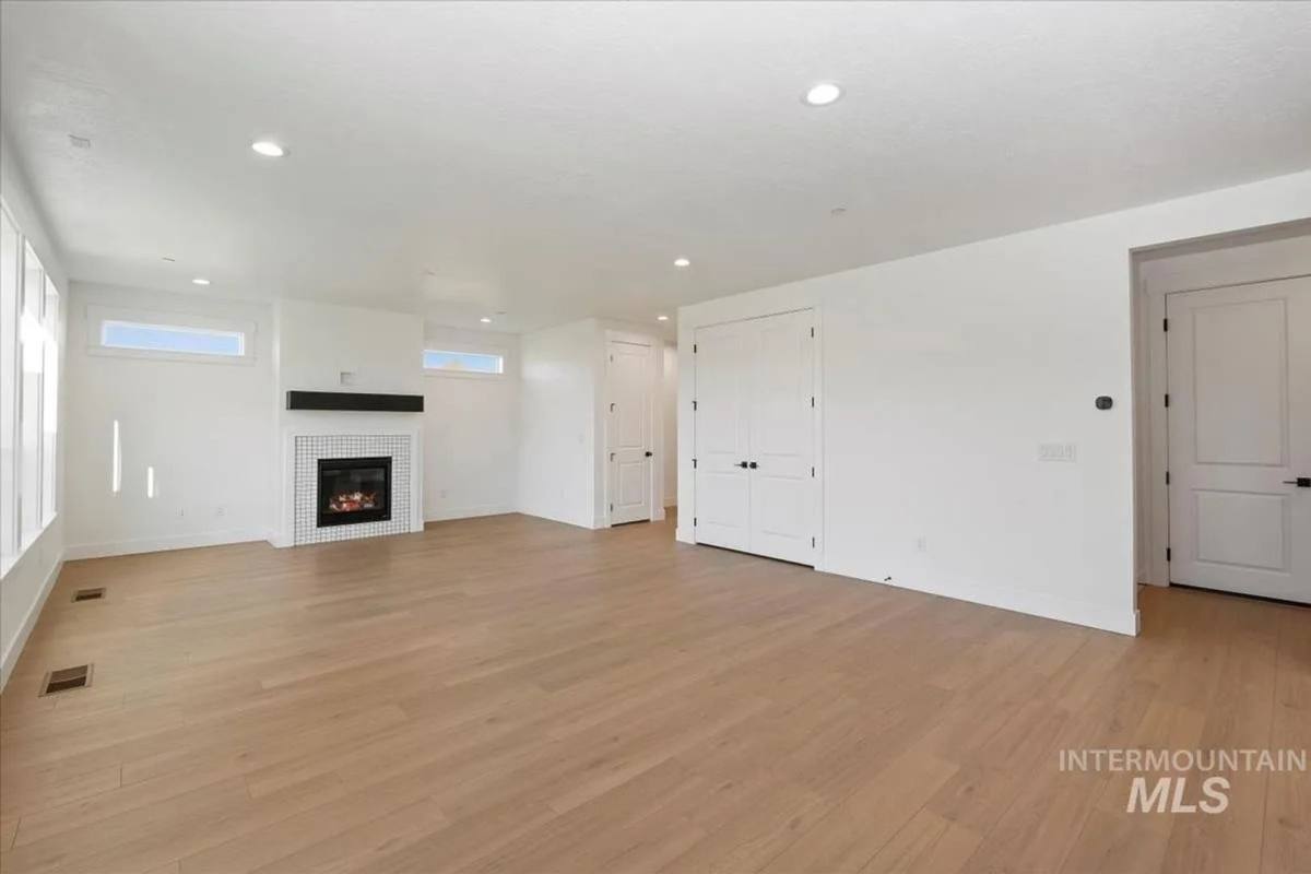 House for rent at 388 Hidden Mill Court, Middleton, ID 83644