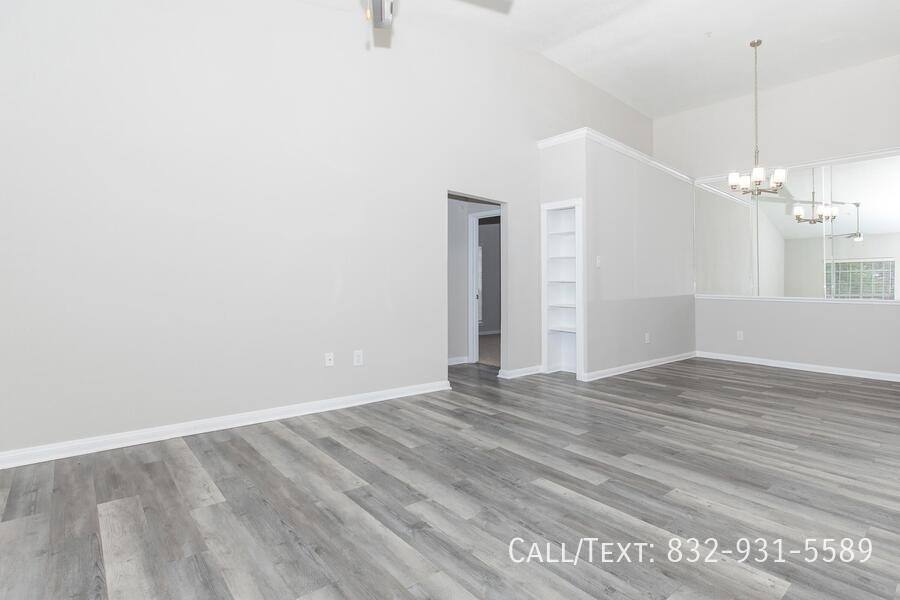Apartment for rent at 2707 Dunvale Rd #TPPT5, Houston, TX 77063