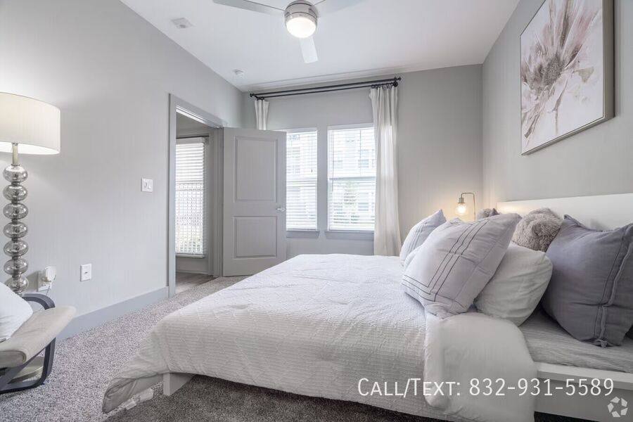 Apartment for rent at 5610 S Shaver St, Houston, TX 77034
