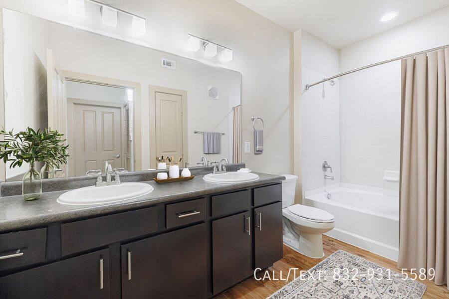 Apartment for rent at 1562 N Westgreen Blvd #DW1, Katy, TX 77449