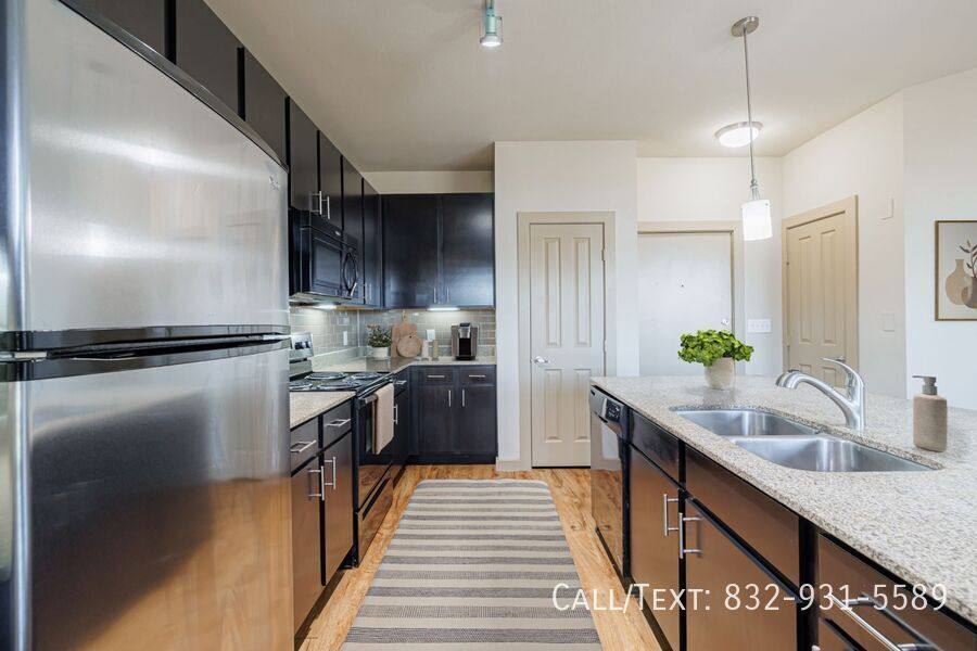 Apartment for rent at 1562 N Westgreen Blvd #DW1, Katy, TX 77449