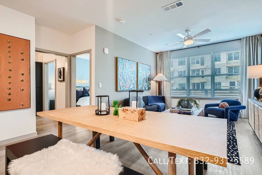 Apartment for rent at 3499 Clinton Dr #RSOTR, Houston, TX 77020
