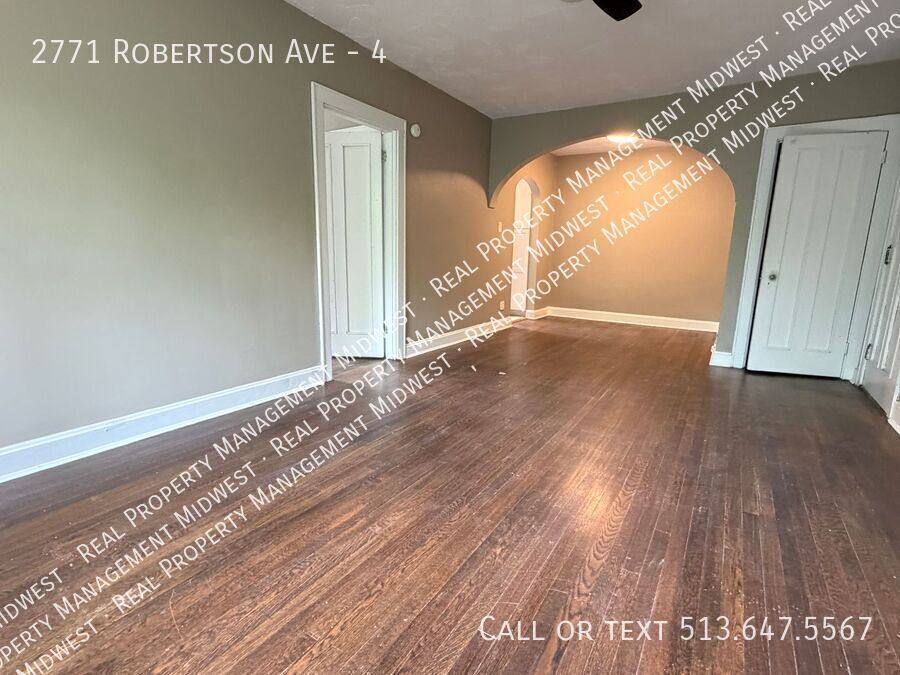 Apartment for rent at 2771 Robertson Ave #4, Cincinnati, OH 45209