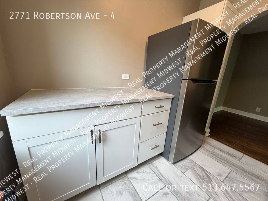 Apartment for rent at 2771 Robertson Ave #4, Cincinnati, OH 45209