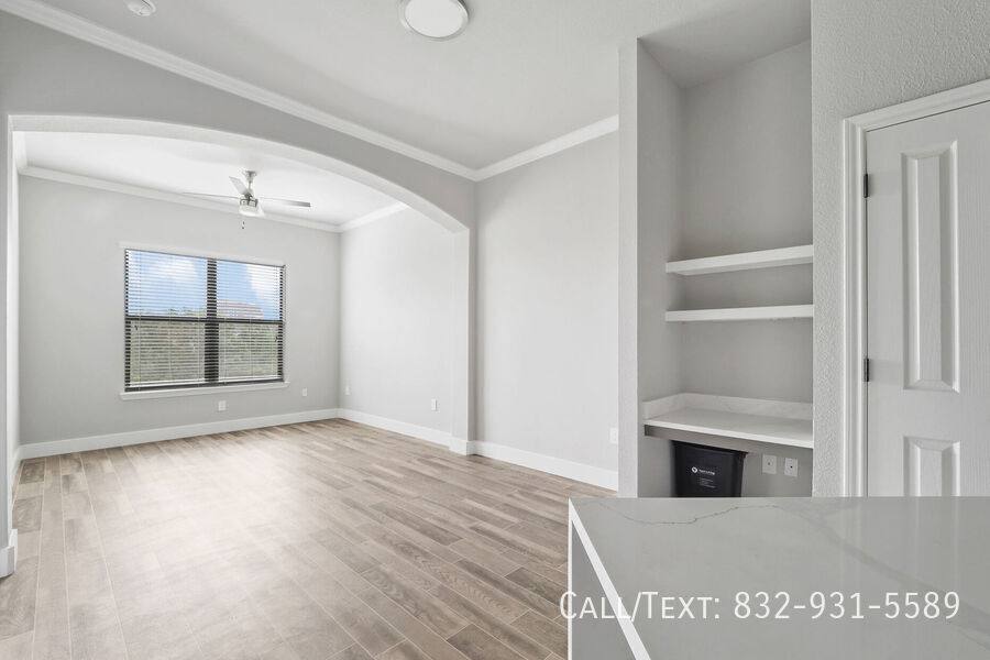 Apartment for rent at 309 Jackson Hill St #TF1, Houston, TX 77007