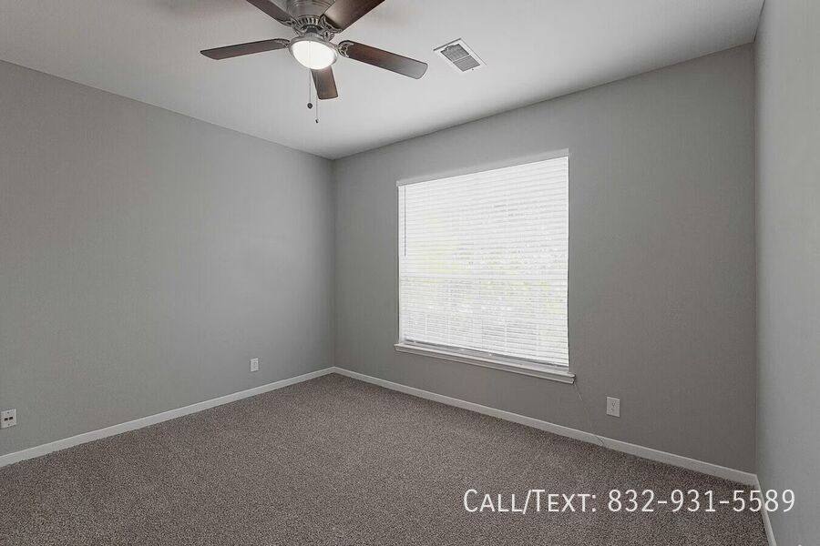 Apartment for rent at 9807 Cypresswood Dr #STB1, Houston, TX 77070