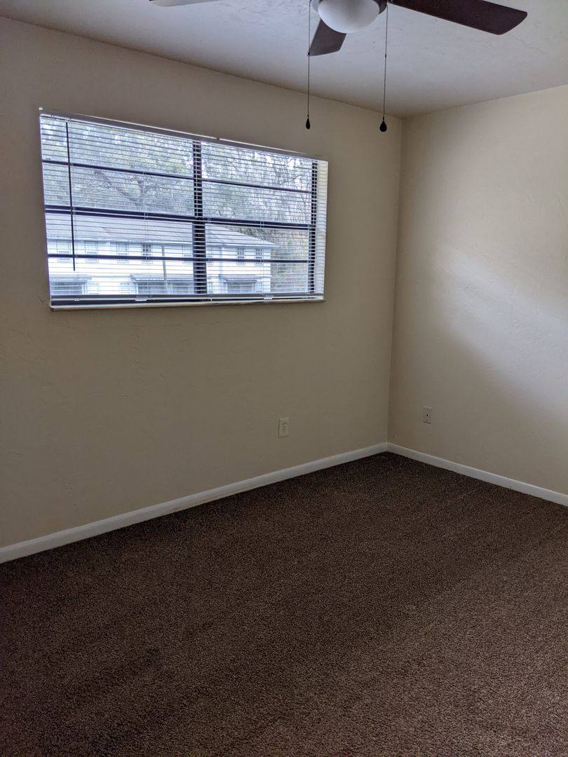 Apartment for rent at 4123 SW 15th Place #3, Gainesville, FL 32607