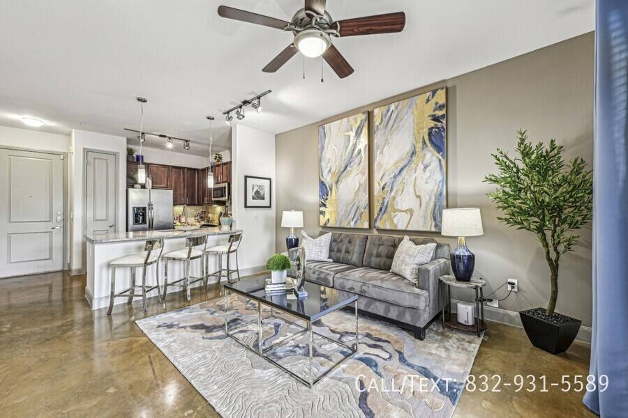 Apartment for rent at 3200 University Blvd #AAWU, Houston, TX 77005