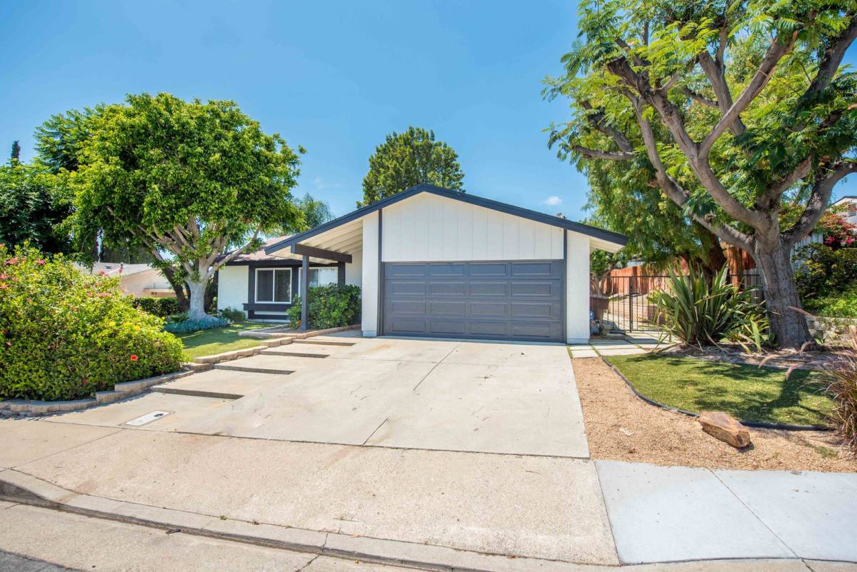 House for rent at 4395 Avenida De Las Flores, Yorba Linda, CA 92886