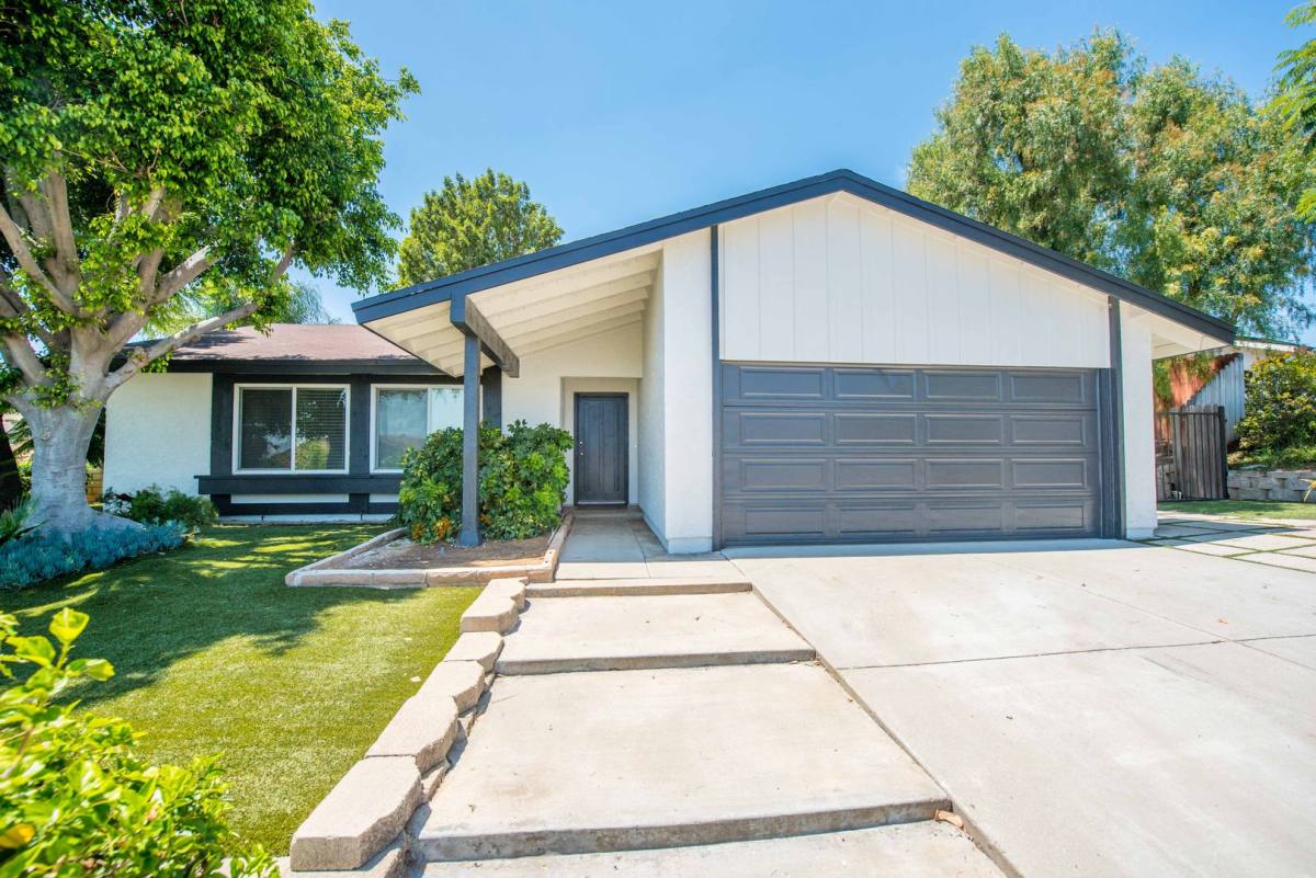 House for rent at 4395 Avenida De Las Flores, Yorba Linda, CA 92886