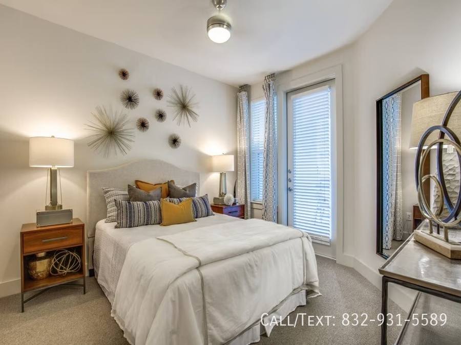 Apartment for rent at 10851 Meadowglen Lane #FW1, Houston, TX 77042