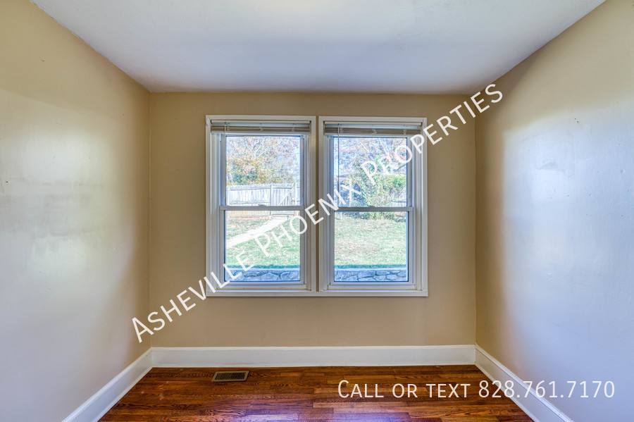 House for rent at 8 Enka Oak St, Candler, NC 28715