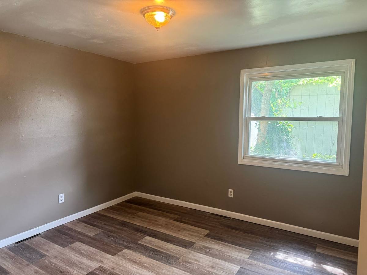 House for rent at 1406 Calhoun, Springfield, MO 65802
