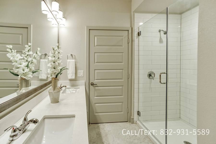Apartment for rent at 268 W Crosstimbers St #DAS, Houston, TX 77018