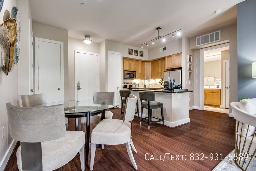 Apartment for rent at 701 Attingham Dr #DACC, Houston, TX 77024
