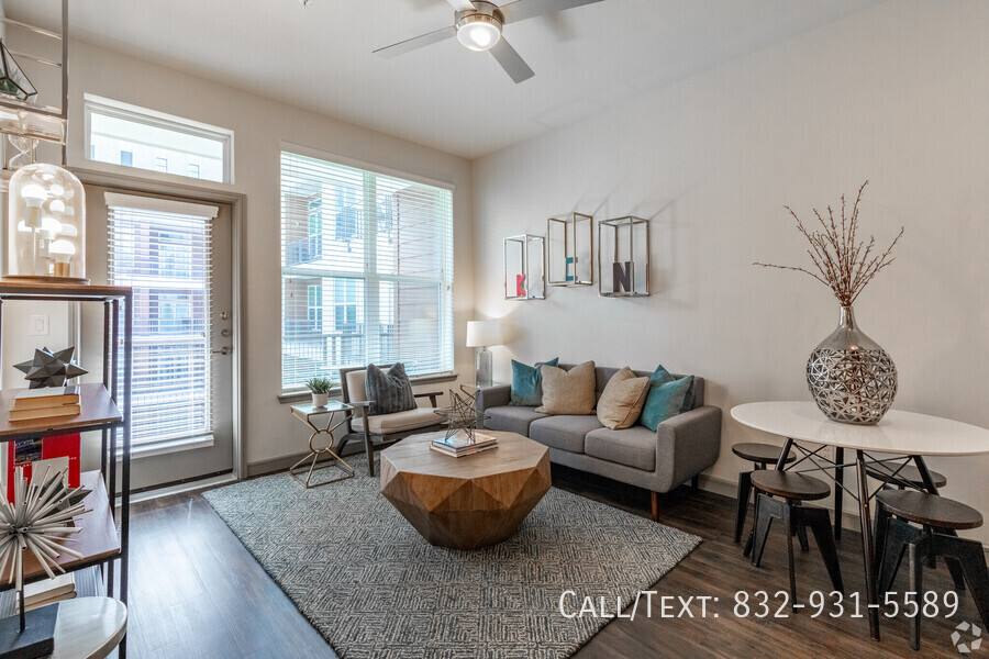 Apartment for rent at 2297 Austin St #711C, Houston, TX 77002