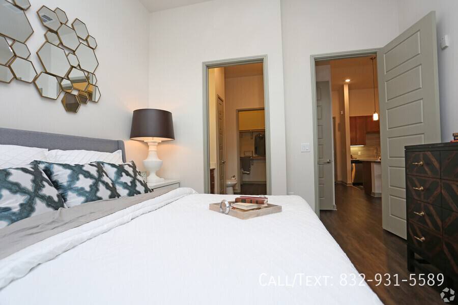 Apartment for rent at 2297 Austin St #711C, Houston, TX 77002