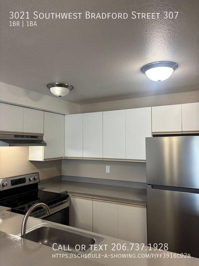 Apartment for rent at 3021 SW Bradford St #307, Seattle, WA 98126