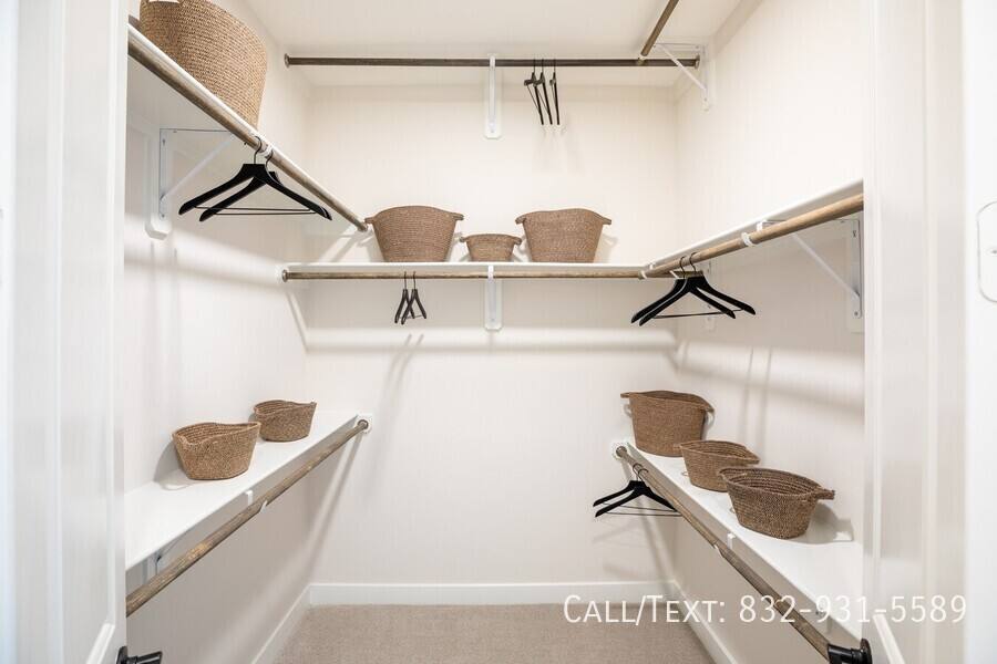Apartment for rent at 4740 Westheimer Rd #ARO2, Houston, TX 77027