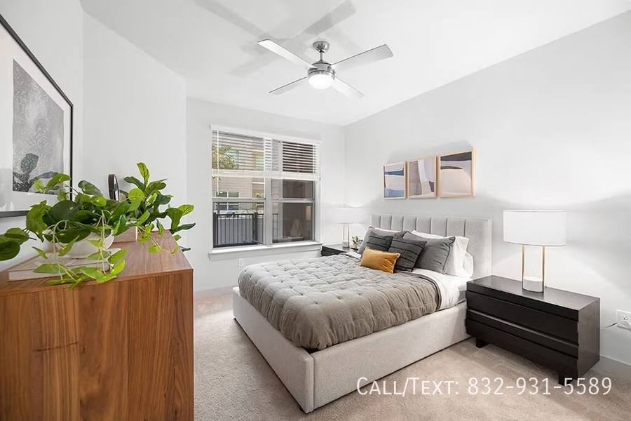 Apartment for rent at 801 Lawrence St, Houston, TX 77007