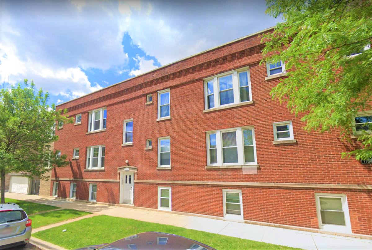 Apartment for rent at 5000 N Sawyer Ave, Chicago, IL 60625