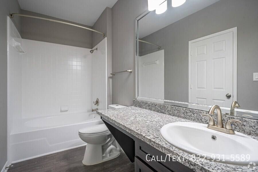 Apartment for rent at 9807 Cypresswood Dr #STB2, Houston, TX 77070