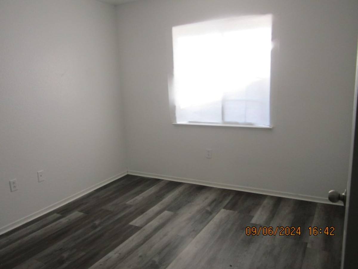 Apartment for rent at 1555 Balzar Ave, Las Vegas, NV 89106