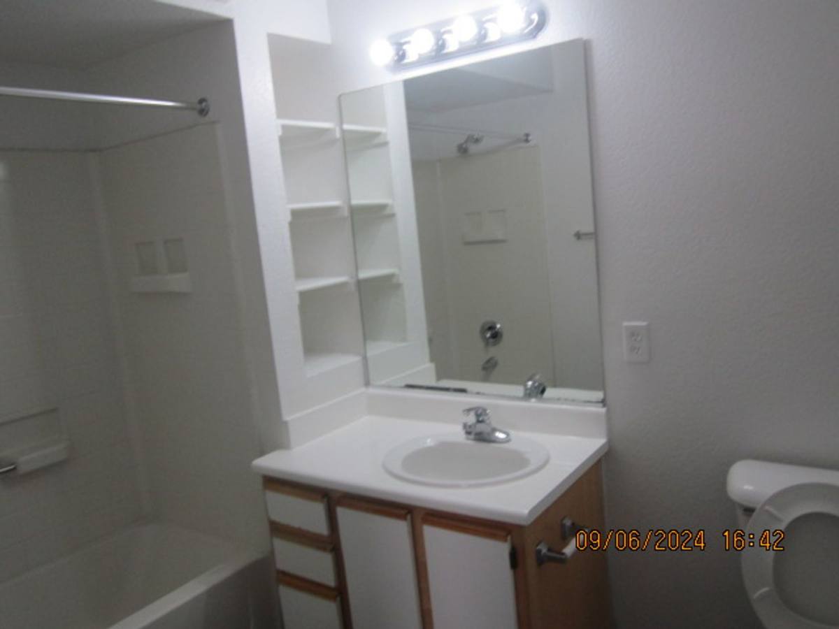 Apartment for rent at 1555 Balzar Ave, Las Vegas, NV 89106