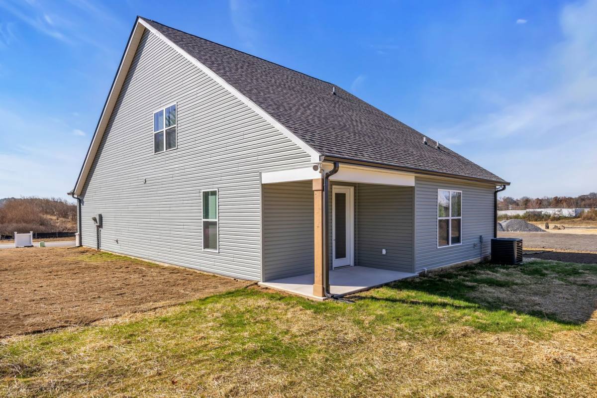 Townhouse for rent at 8629 James Creek Dr, Ooltewah, TN 37363
