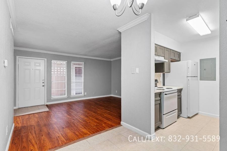Apartment for rent at 12701 Leader St #FPL2, Houston, TX 77072