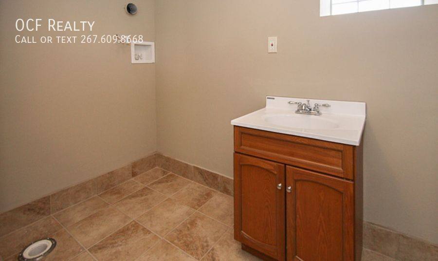 Townhouse for rent at 5768 N 20th St, Philadelphia, PA 19138