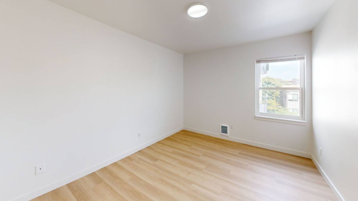 Apartment for rent at 620 5th Ave W, Seattle, WA 98119