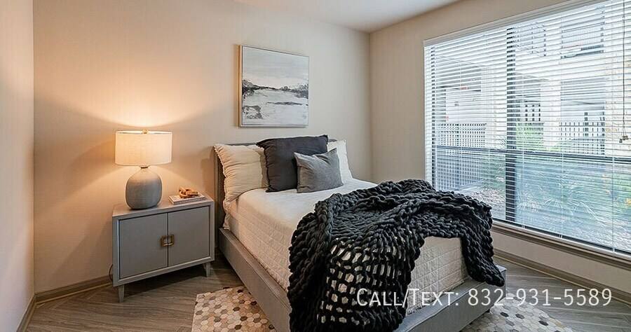 Apartment for rent at 12076 Broadway St #RAPTC1, Pearland, TX 77584