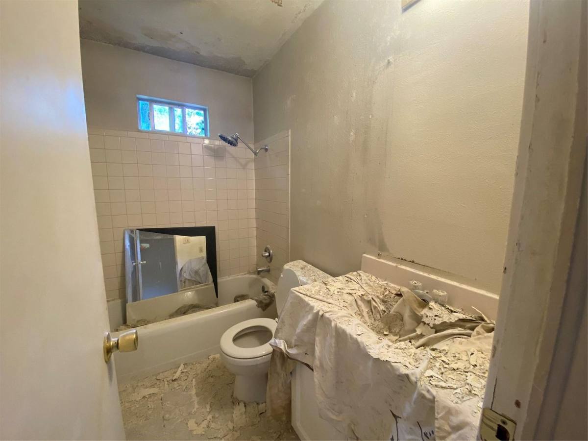 House for rent at 1412 Oakwood Dr, Denton, TX 76205