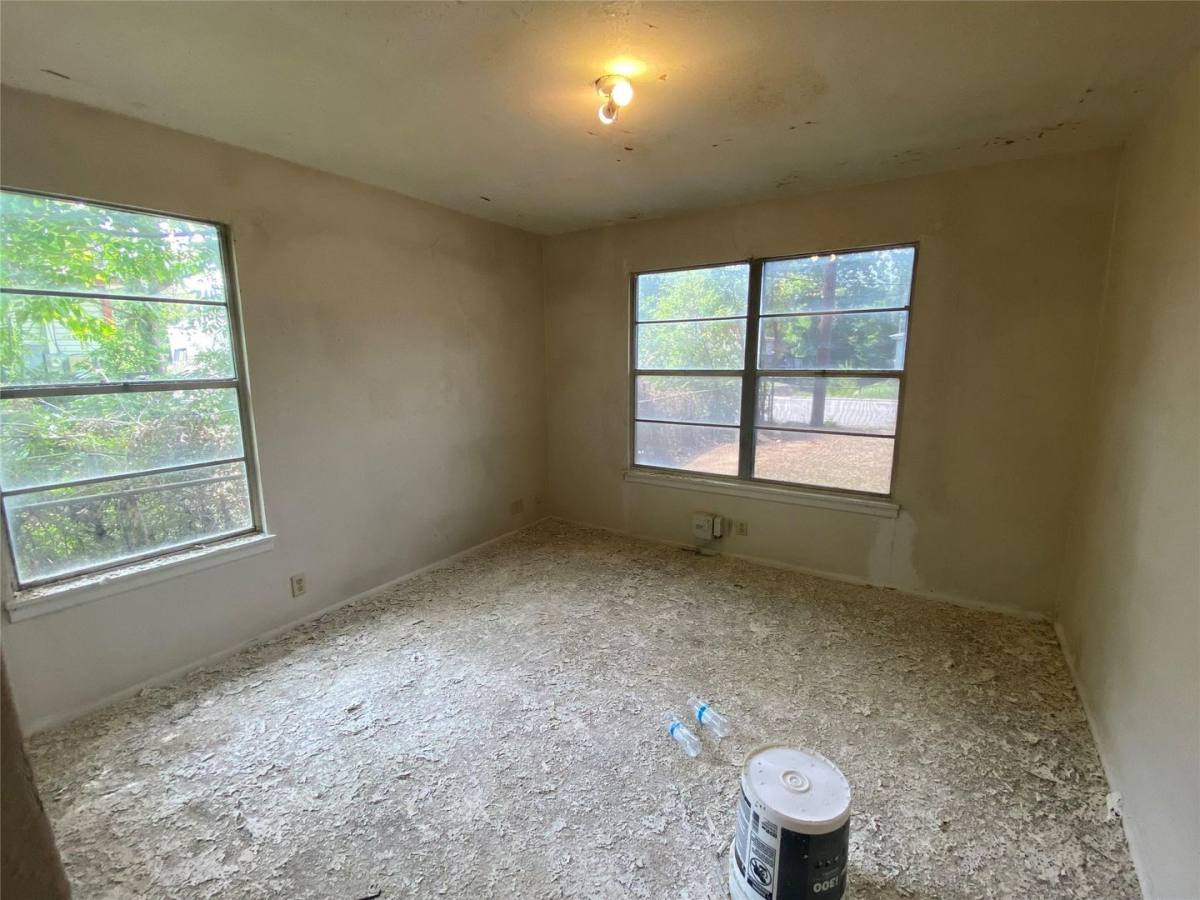 House for rent at 1412 Oakwood Dr, Denton, TX 76205