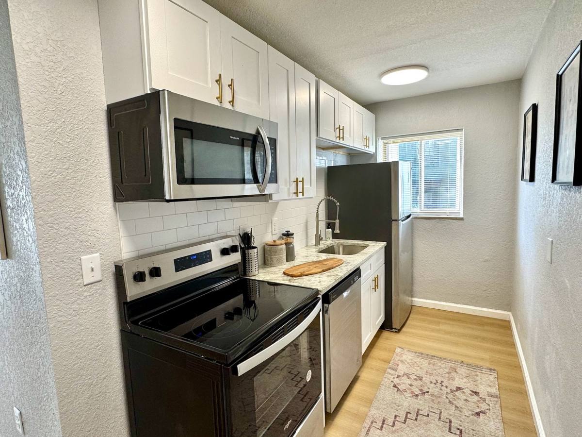 Apartment for rent at 2511 Hampton Ave, Saint Louis, MO 63139