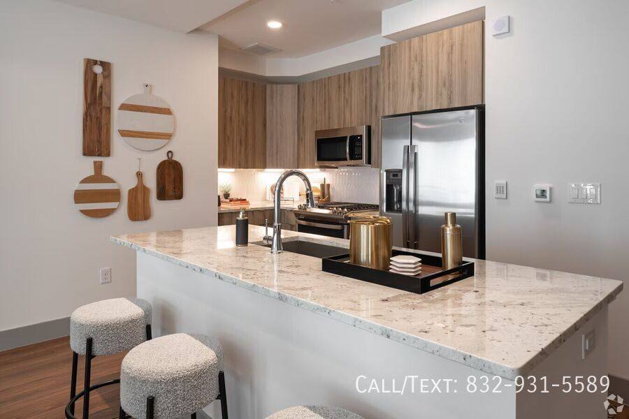 Apartment for rent at 5201 San Felipe St #RARH2, Houston, TX 77056