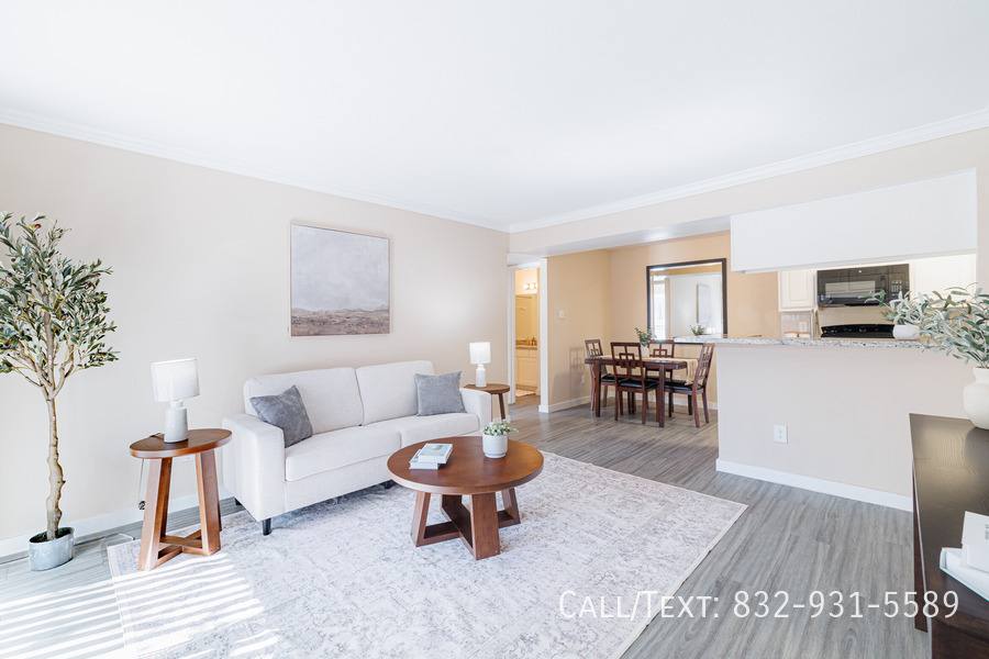 Apartment for rent at 7103 Grand Blvd #7ALM, Houston, TX 77054
