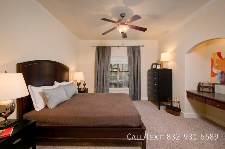 Apartment for rent at 3799 Westcenter Dr #PW82, Houston, TX 77042